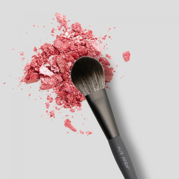 ALIX AVIEN BLUSHER BRUSH